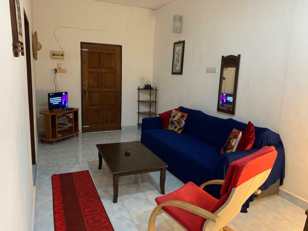 Lovely Garden Villas Pantai Cenang  Exterior photo