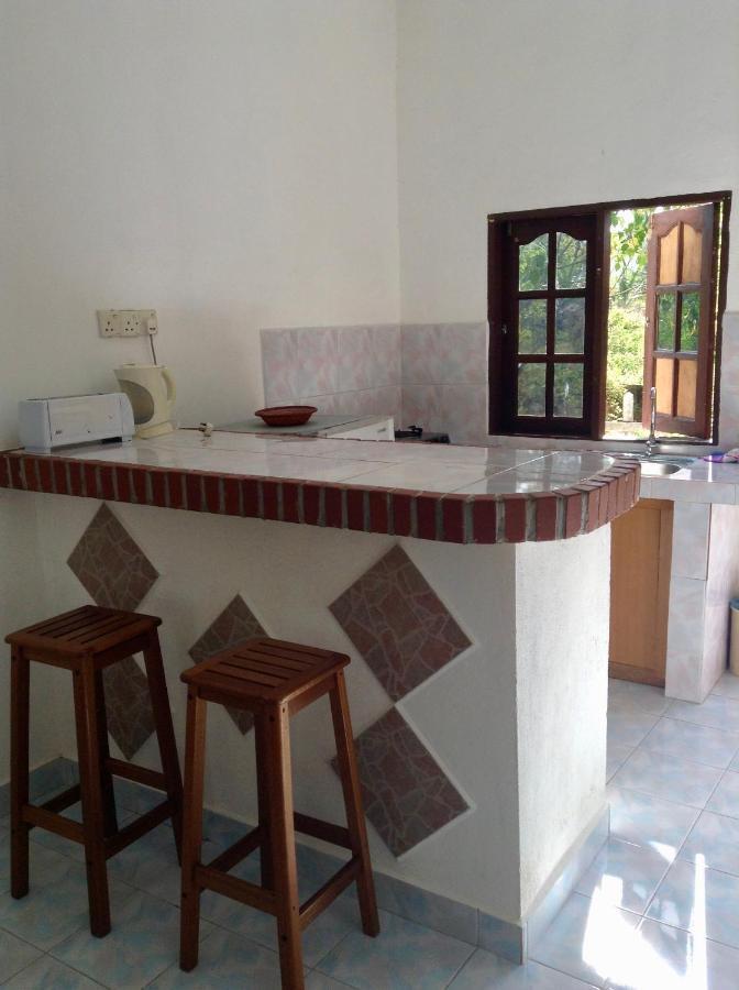 Lovely Garden Villas Pantai Cenang  Exterior photo