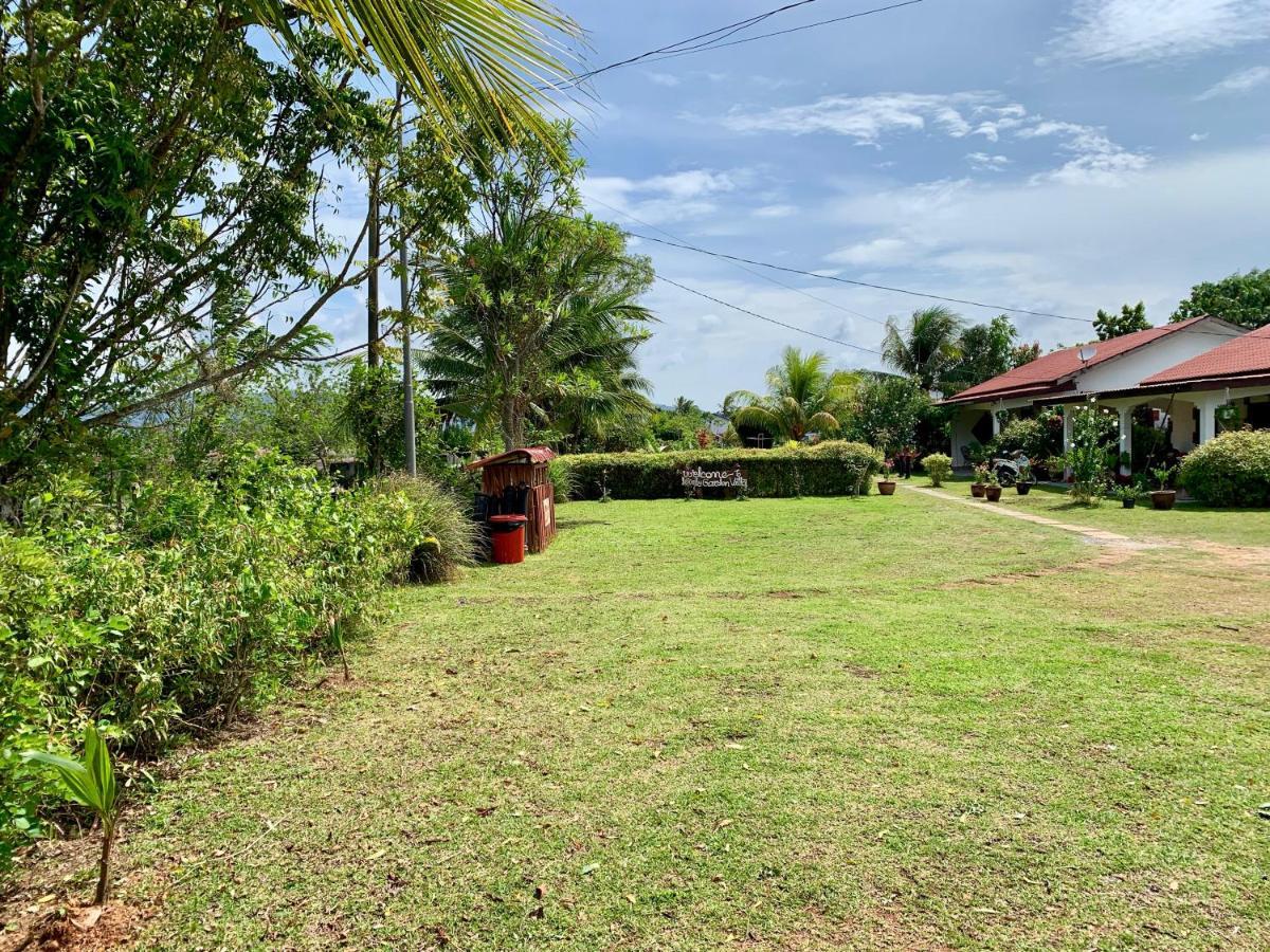 Lovely Garden Villas Pantai Cenang  Exterior photo